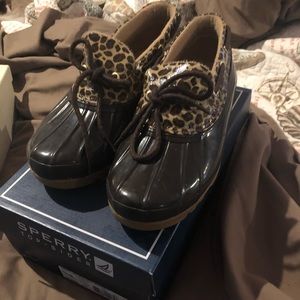Sperry flat boots